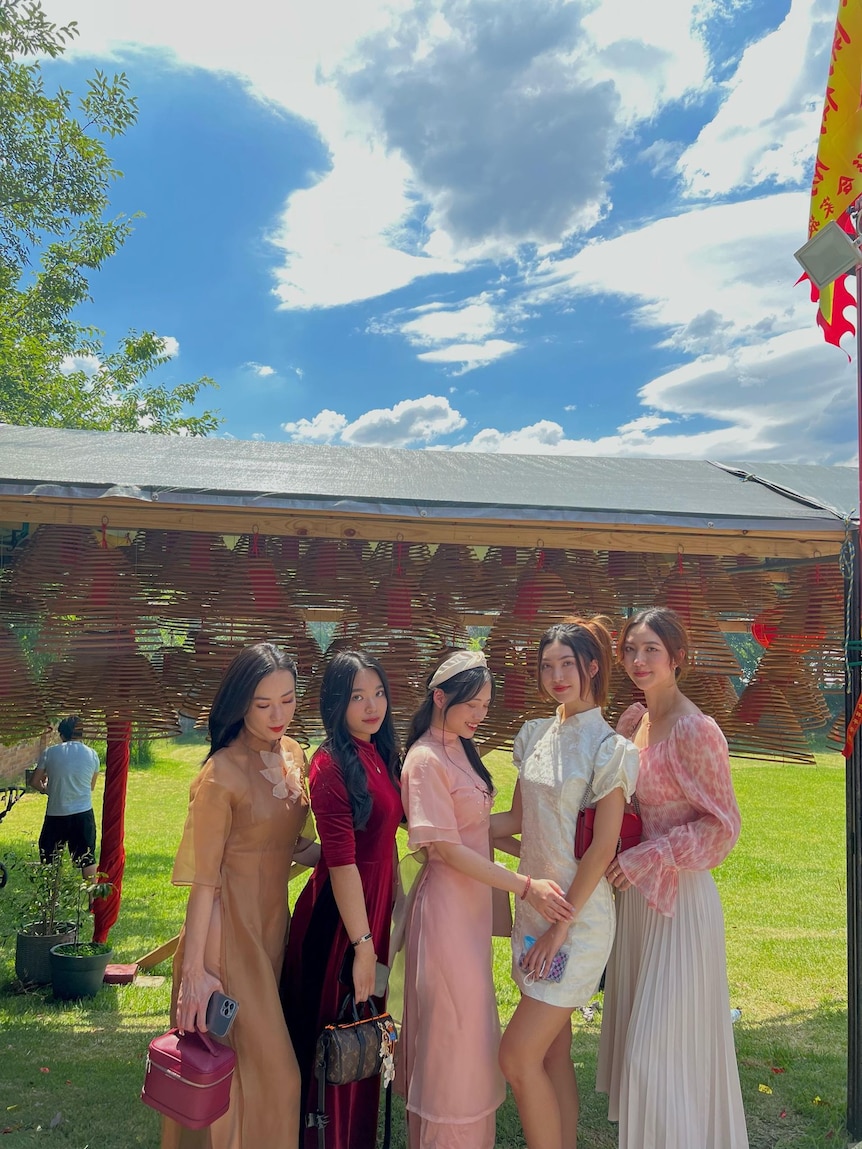 Marianne Bogard visits Vietnamese temple for Lunar New Year 2022