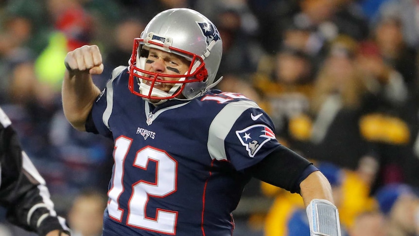 Tom Brady pumps his fist