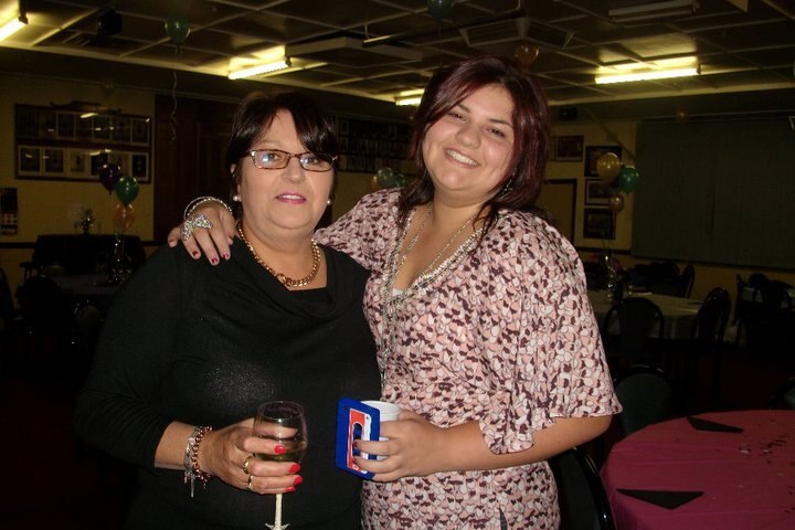 Leanne Barber (L) with her daughter Geena says she was just doing what came naturally to her.