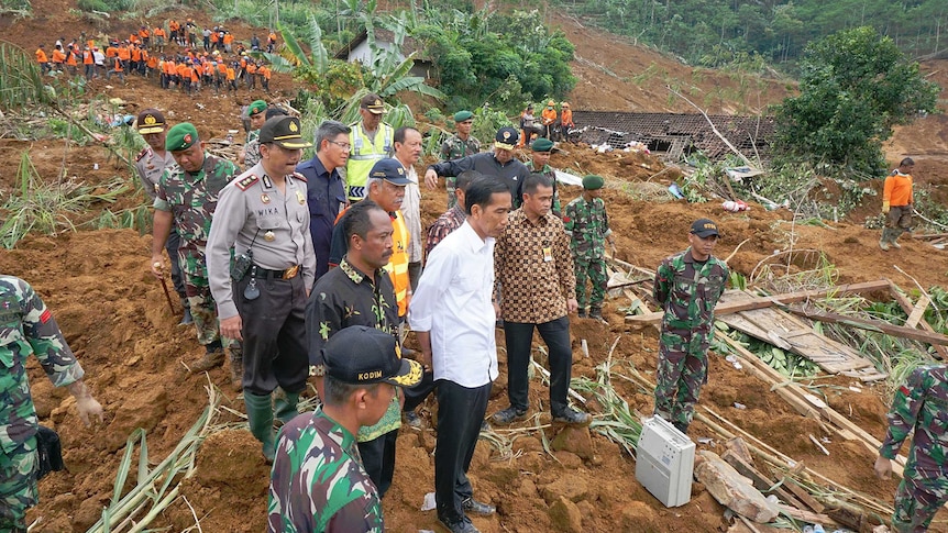 Joko Widodo at landslide site