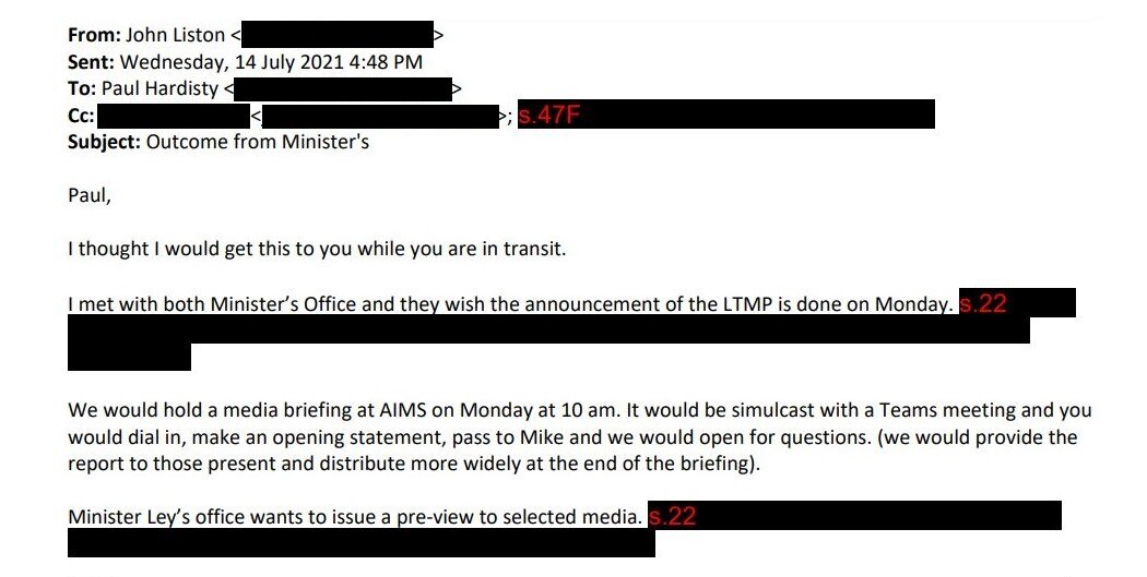 An email from John Liston to Paul Hardisty saying the government "wish the announcement of the [reef report] is done on Monday".