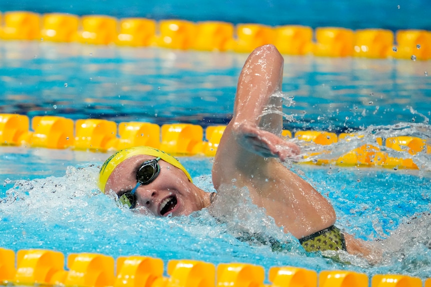 An Australian female swimmer in a 400m freestyle heat at the Tokyo Olympics.