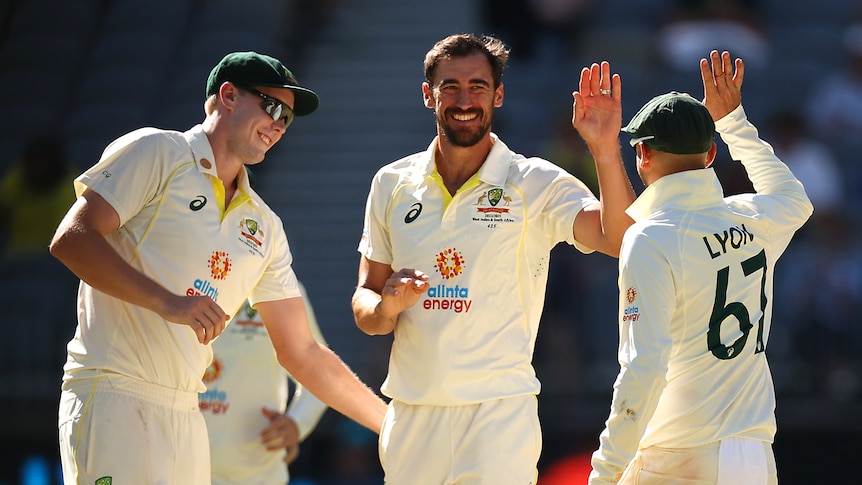 L’Australie bien en tête des Antilles après la troisième journée du premier test à Perth, menant de 344 courses