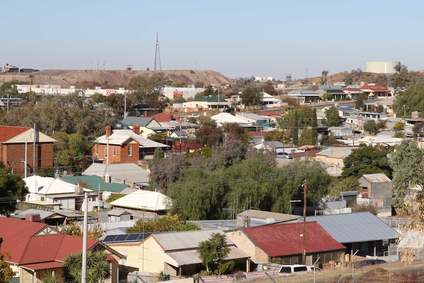 A view of Broken Hill rooftops from the city's Joe Keenan Lookout.