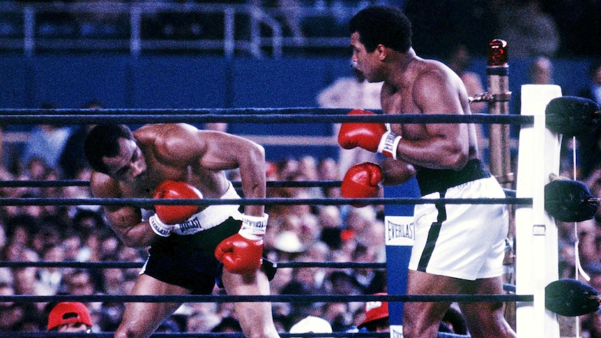 Muhammad Ali fights Ken Norton