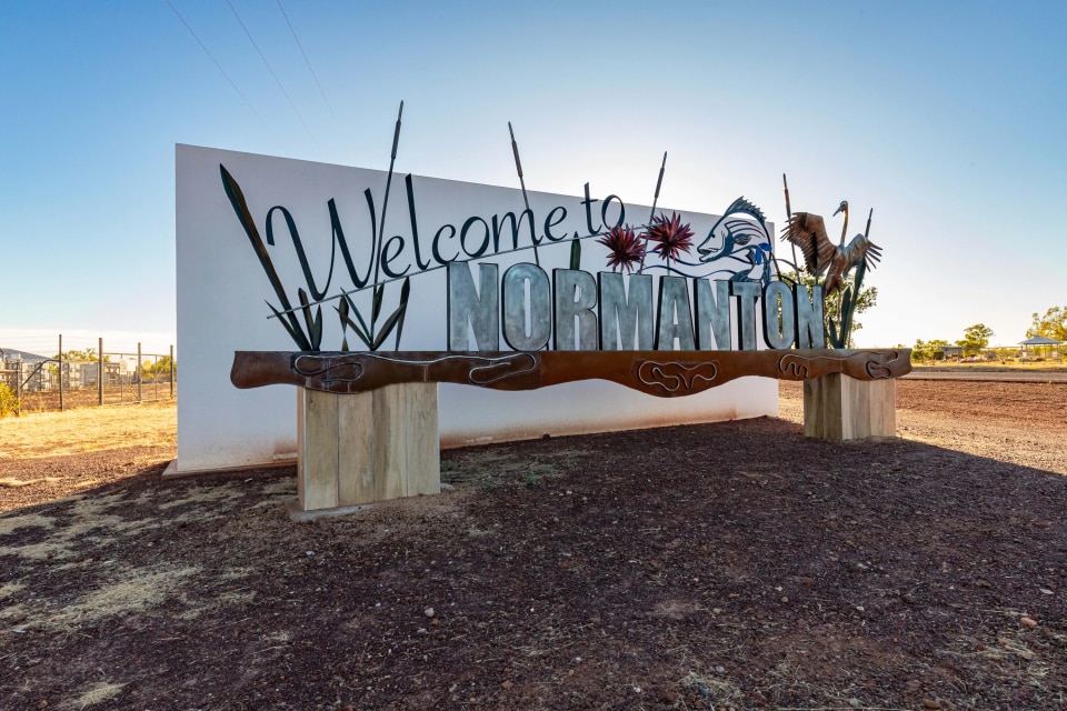 Plane crashes into floodwaters in the Gulf of Carpentaria