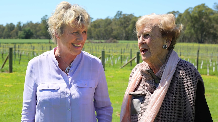 ABC TV presenter of Back Roads Heather Ewart is in Murchison with her Mother