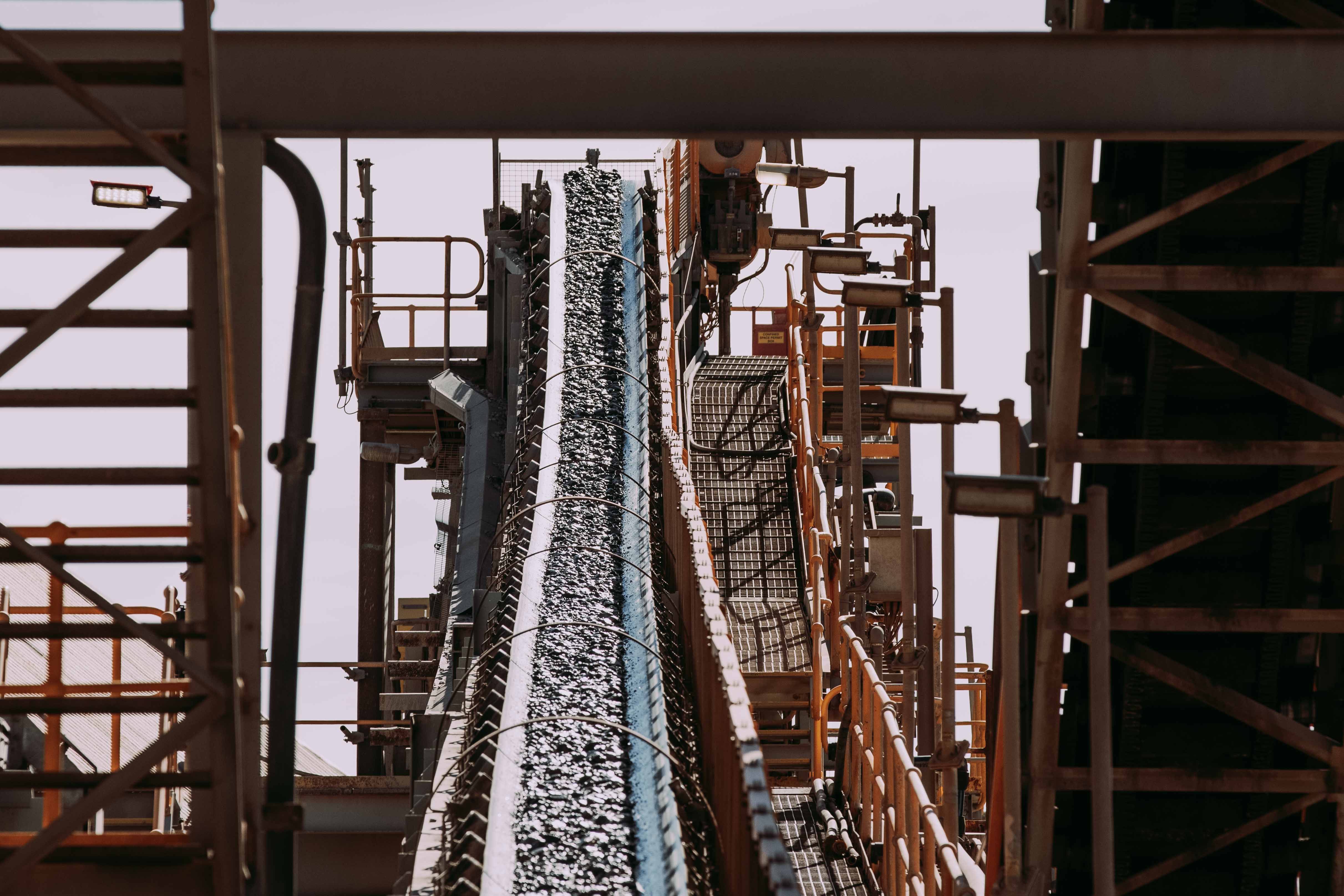 Gold miners weigh up major expansions at Kalgoorlie amid construction