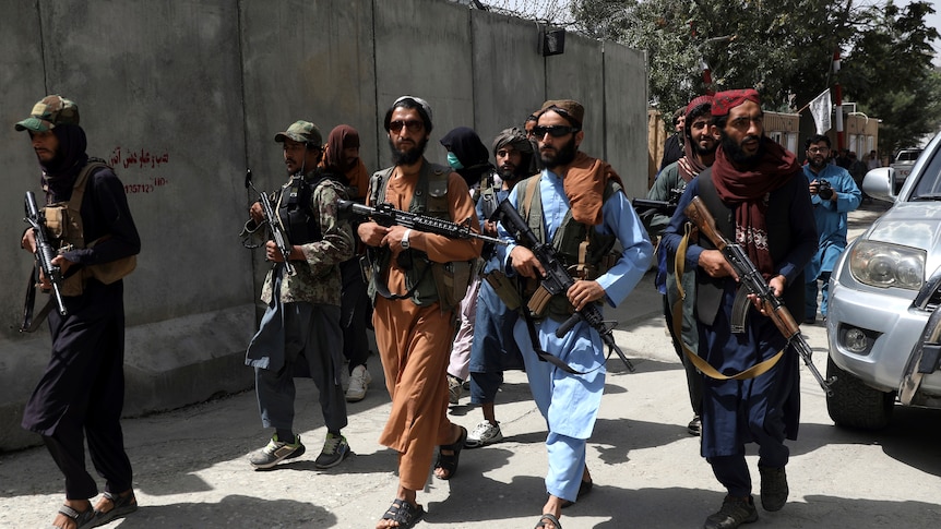 Defence forces unable to operate outside Taliban's Kabul airport barricades, PM warns