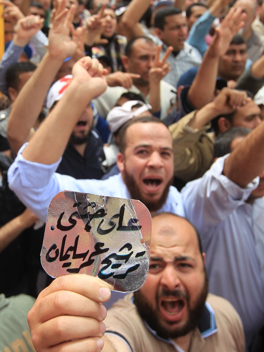Egyptians rally against Suleiman in Tahrir Square