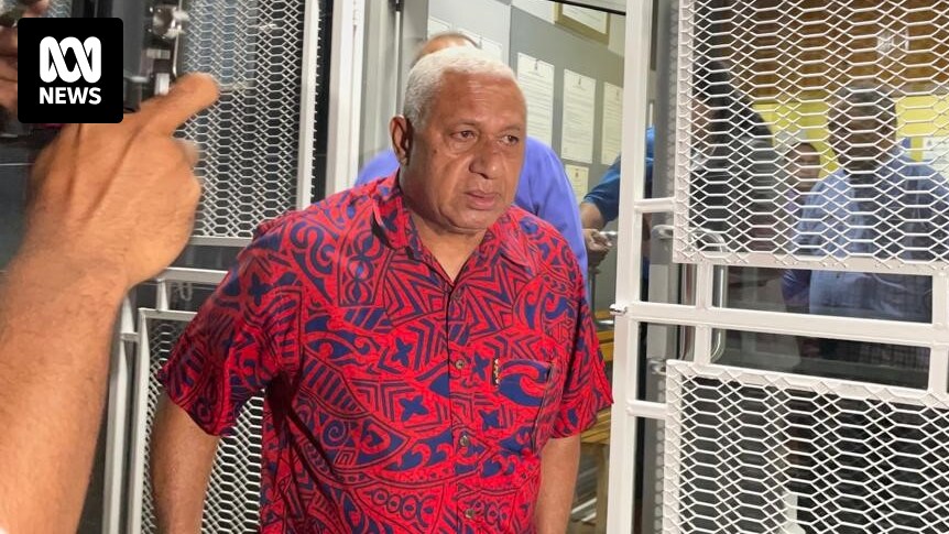 Eski Fiji Başbakanı Frank Bainimarama polis soruşturmasına müdahale etmekten suçlu bulundu