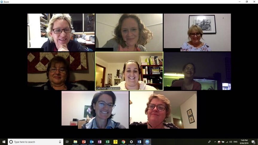 Several women are shown on screen on a video conference.