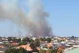 Bushfire threatens Perth suburbs