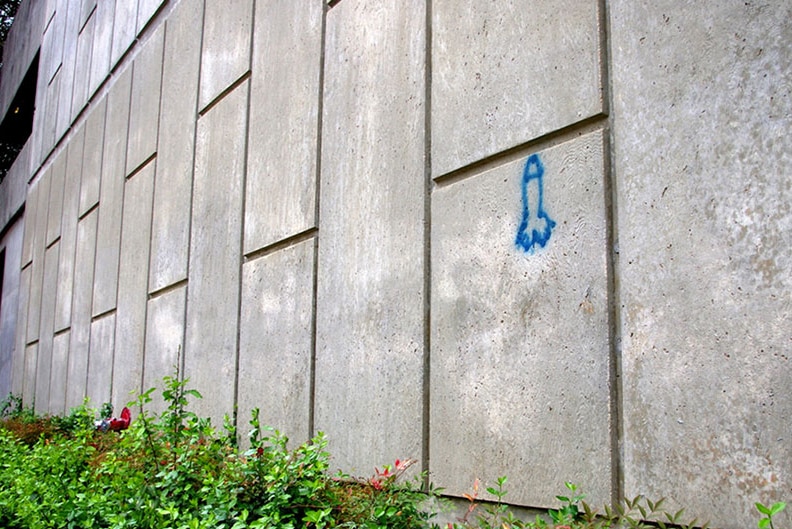 Graffiti of an image of a phallus.