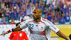 Thierry Henry celebrates goal against South Korea