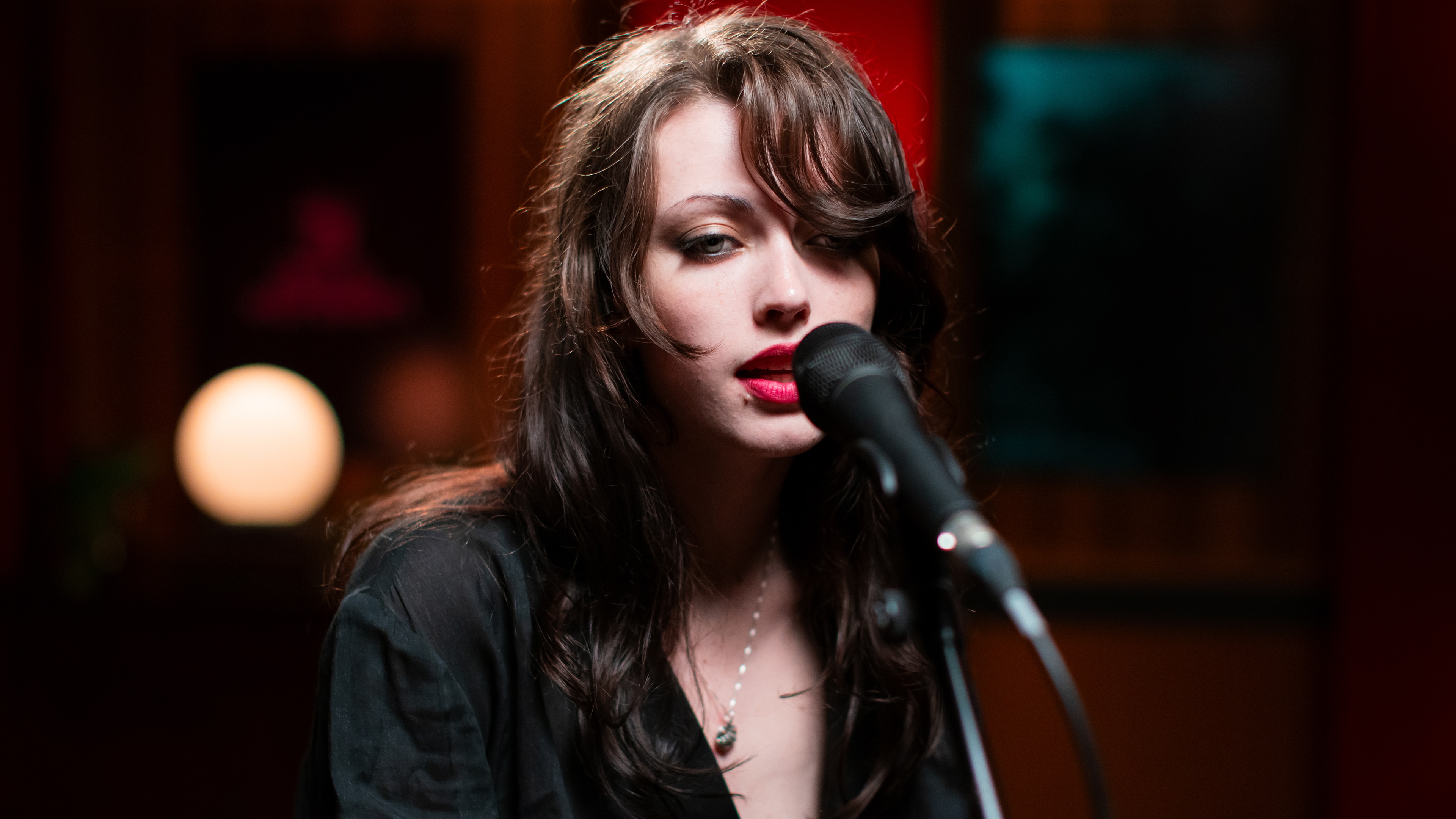 Violet Grohl covers The Cure’s ‘High’ for Like A Version episode artwork