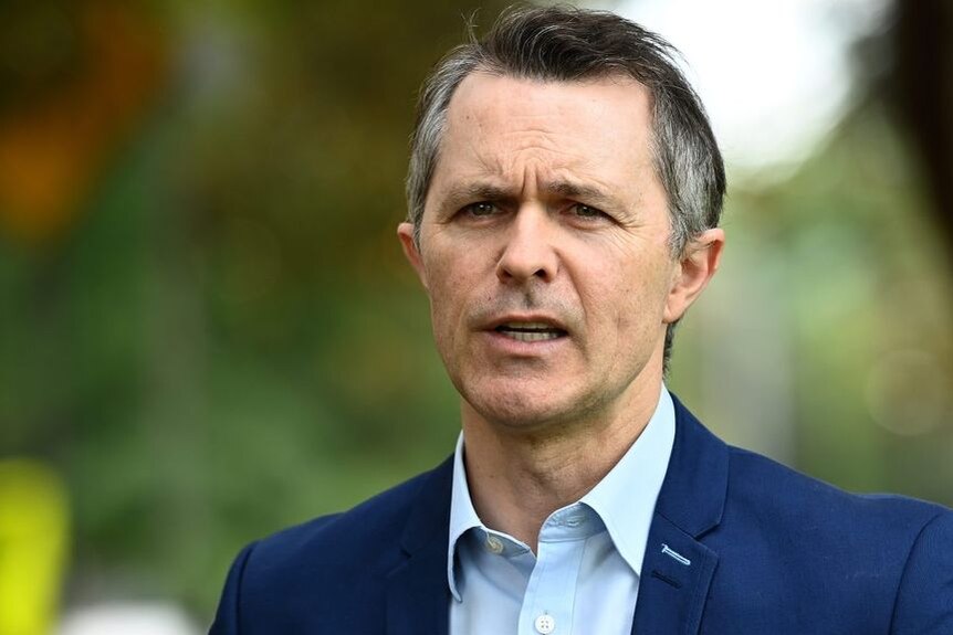 Labor's Jason Clare dismisses Scott Morrison's carbon tax claims as scare campaign