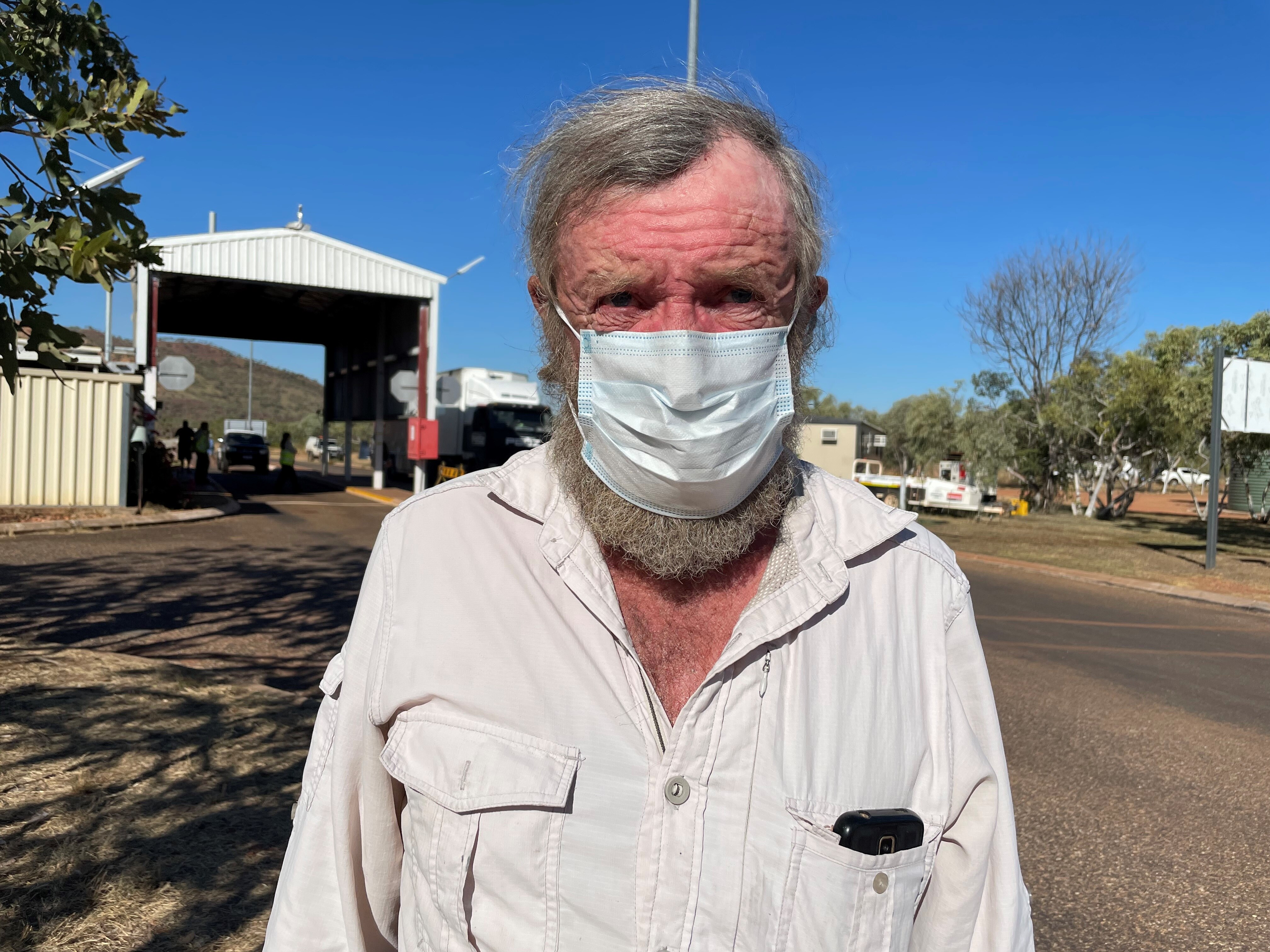 Tensions And Covid Refugee Camp Grow At Wa Nt Border Amid Row Over Banned Supplies Abc News