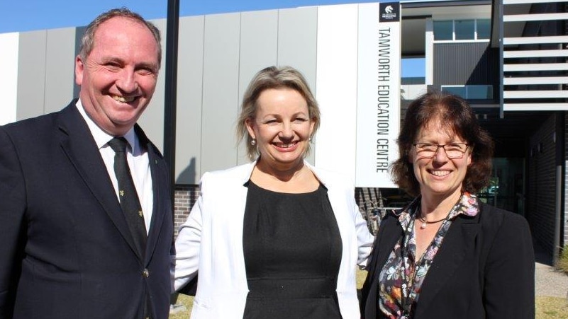 New England MP Barnaby Joyce, Health Minister Sussan Ley, and University of Newcastle's Department of Rural Health Clinical Dean (Peel Clinical School) Dr Jenny May.