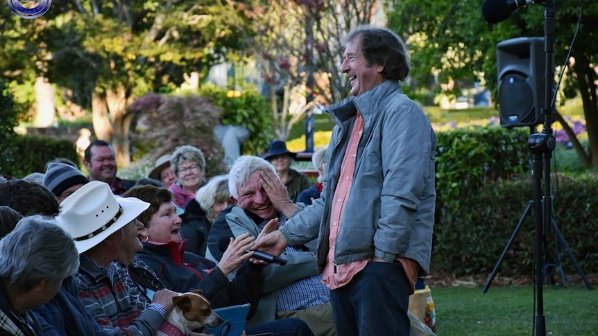 Kerry and her husband John at the OB in Laurel Bank Park Toowoomba last Sunday, share a joke with Macca about how Kerry first heard the program. Thanks Grant for the lovely photo.
