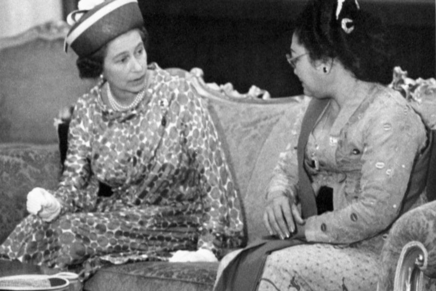 Tien Suharto Queen Elizabeth
