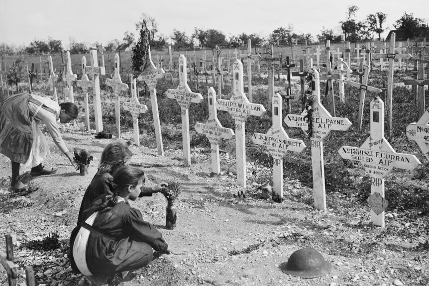 Broken gargoyles: the disfigured soldiers of the first world war, Australia news