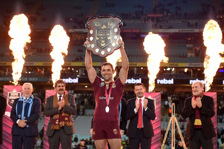 Cameron Smith lifts the State Of Origin shield