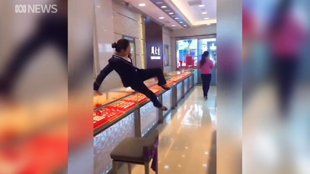 Fake Jewellery Store Thieves Are The Latest Prank Video To Go Viral In China Abc News