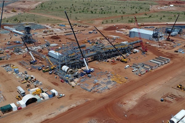 An aerial shot of the Pilgangoora Lithium Processing Plant in WA, with several cranes on site