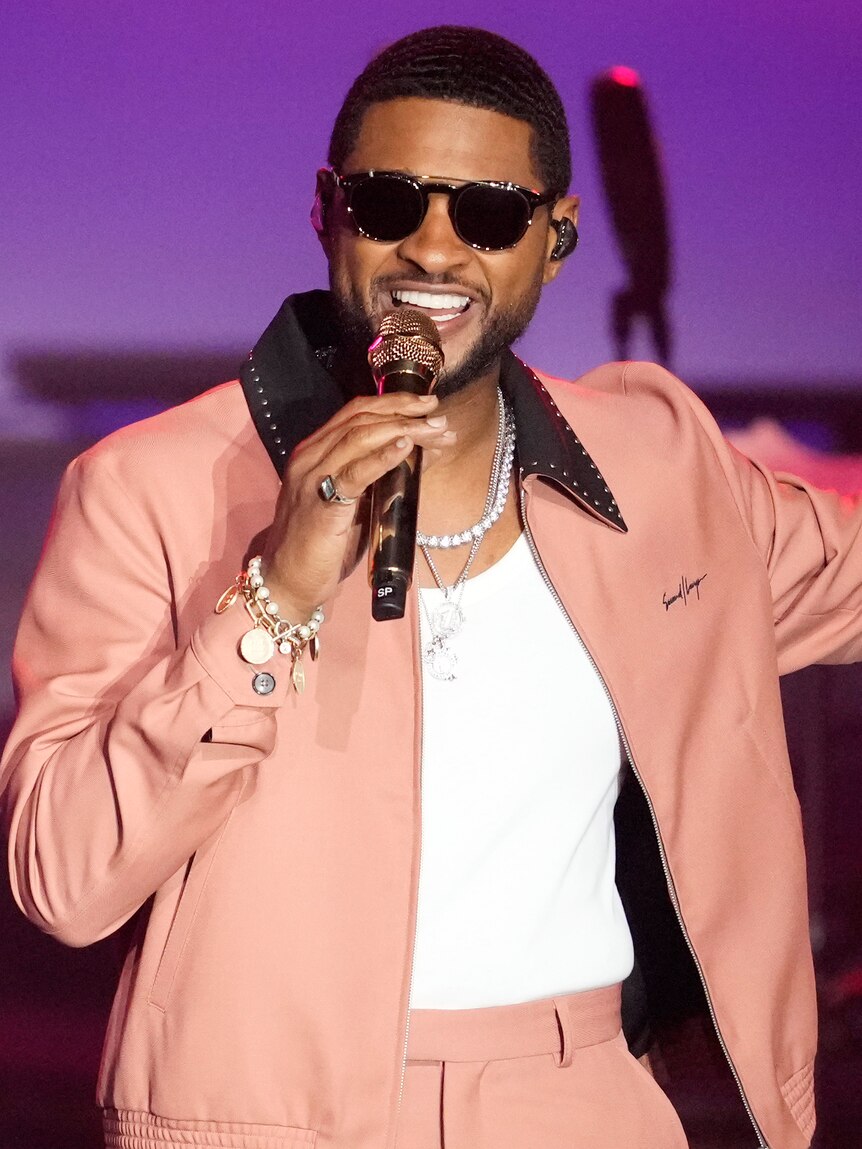 Keeping secrets 'from my own kids': Usher revealed as the 2024 Super Bowl half-time show headliner