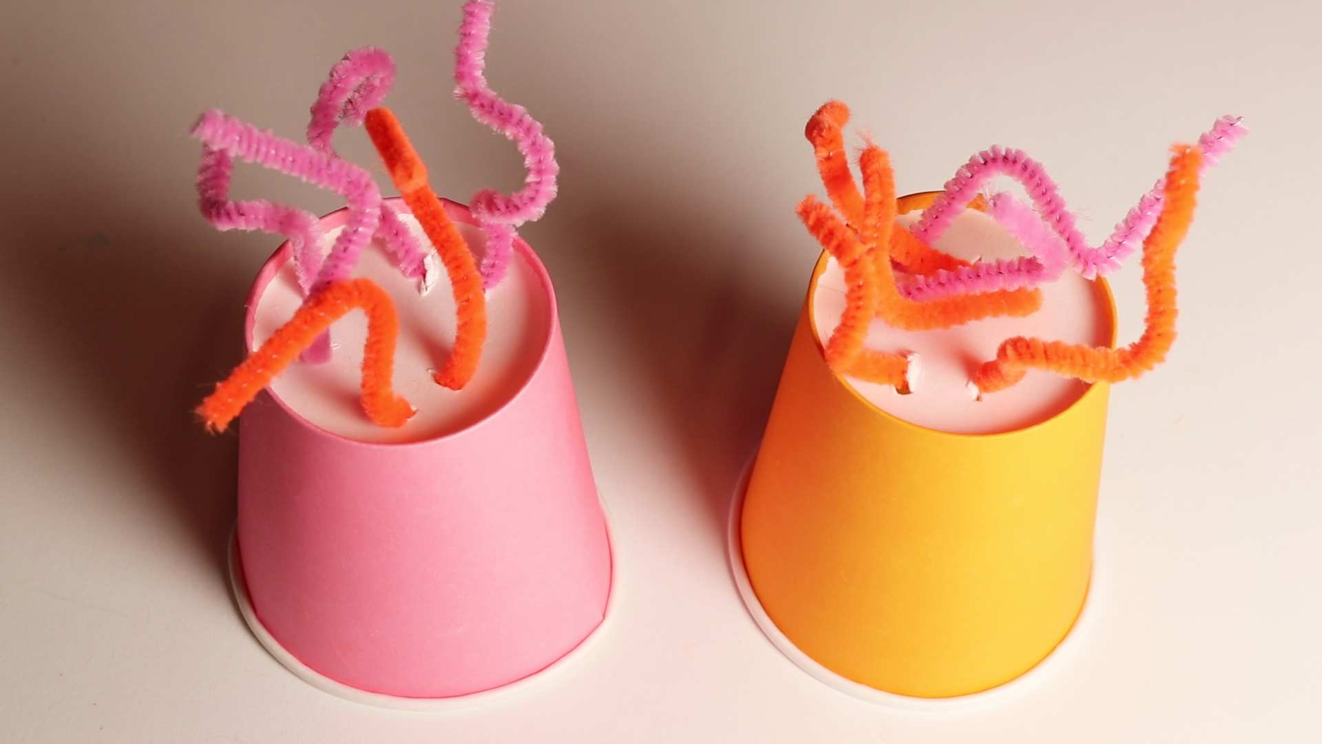 Make a shaker - ABC Kids listen