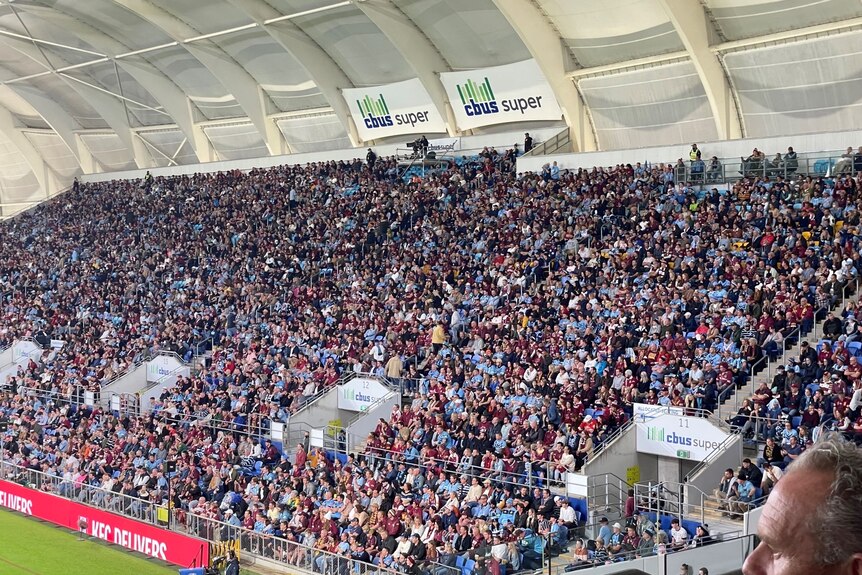 Crowds at the State of Origin decider