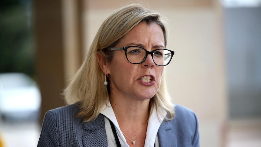 wa-government-accused-of-using-ambulance-service-as-scapegoat-as-michelle-fyfe-steps-down