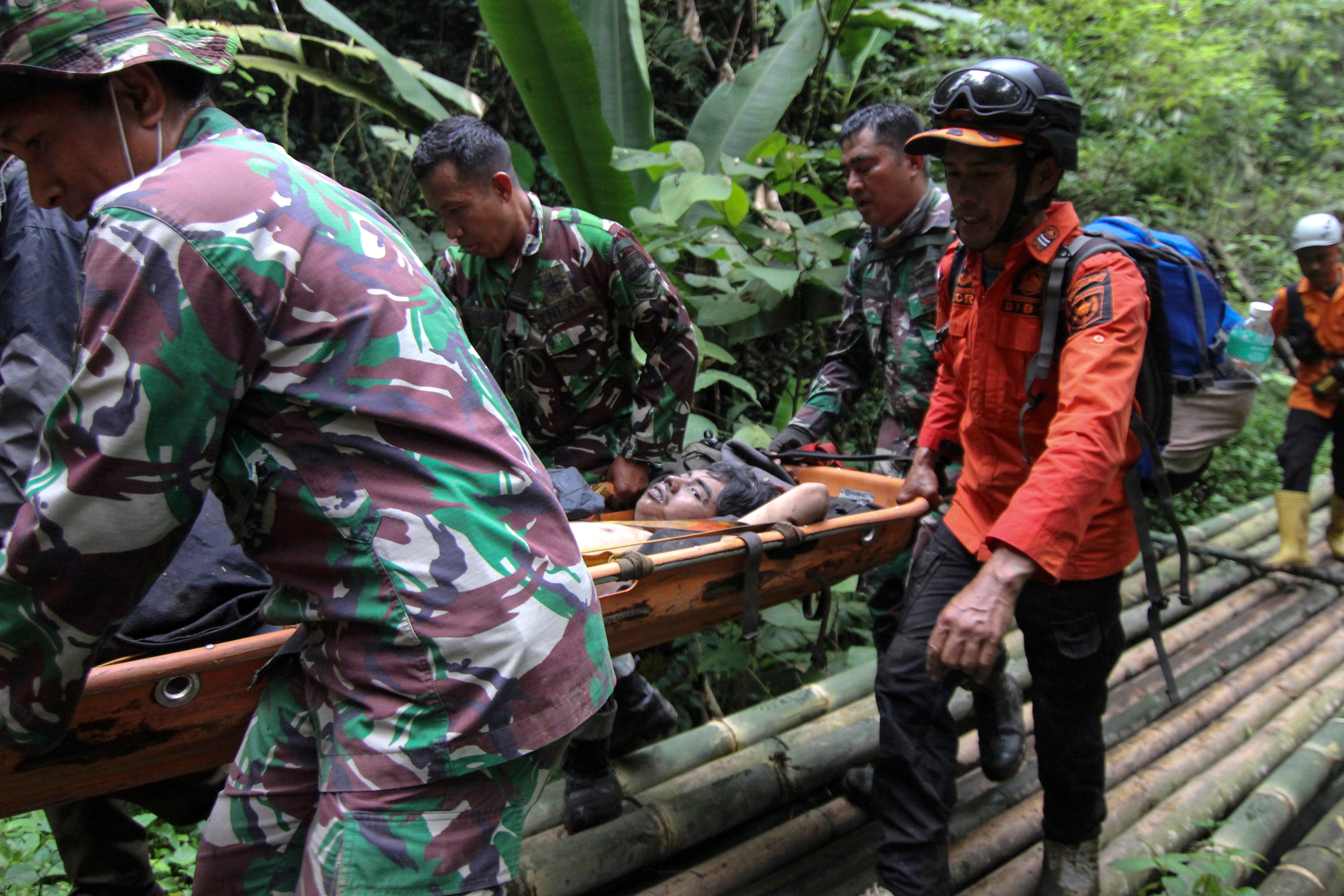 Rescue Resumes For 10 Hikers Missing After Eruption Of Mount Marapi On ...