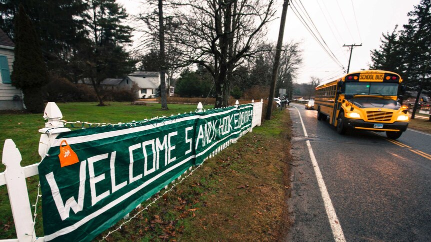 School sign welcomes Sandy Hook students