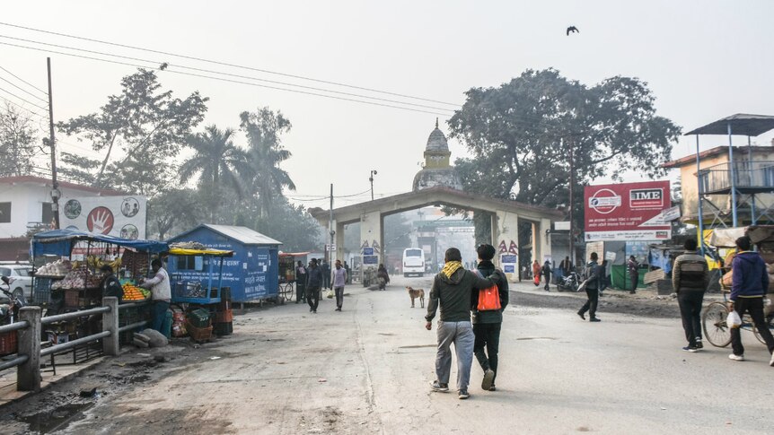 An archway to India from the Nepal border.