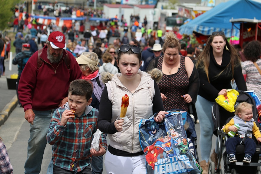 Crowd at Royal Hobart Show 2016.