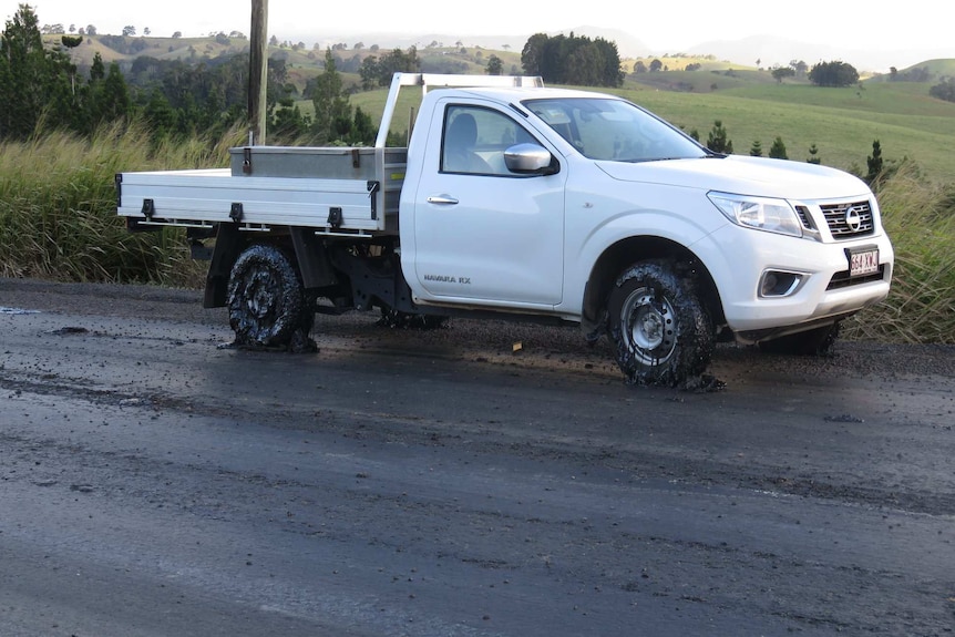 Ute stuck in bitumen