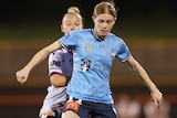 Cortnee Vine playing for Sydney FC against Perth Glory.