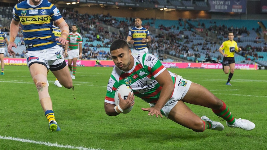 Robert Jennings of the Rabbitohs scores during the Round 15 NRL match between the Parramatta Eels and the South Sydney Rabbitohs