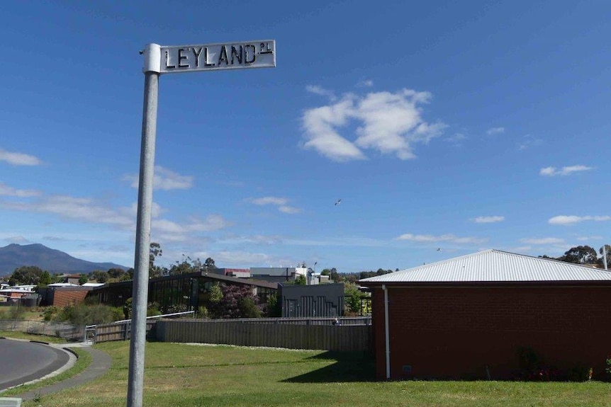 Leyland Place street sign