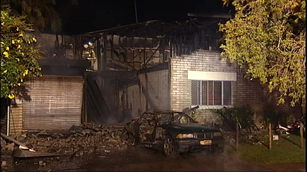 Two unaccounted for in Gold Coast unit fire - ABC News