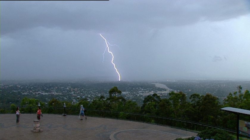 BOM spokesman Tony Wedd says the storms, now west of Brisbane, may reach the coast.