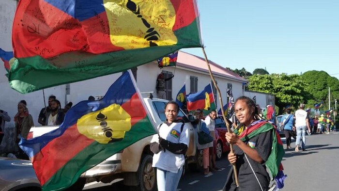 Protes na vailans ikamap long New Caledonia (AFP: Theo Rouby)