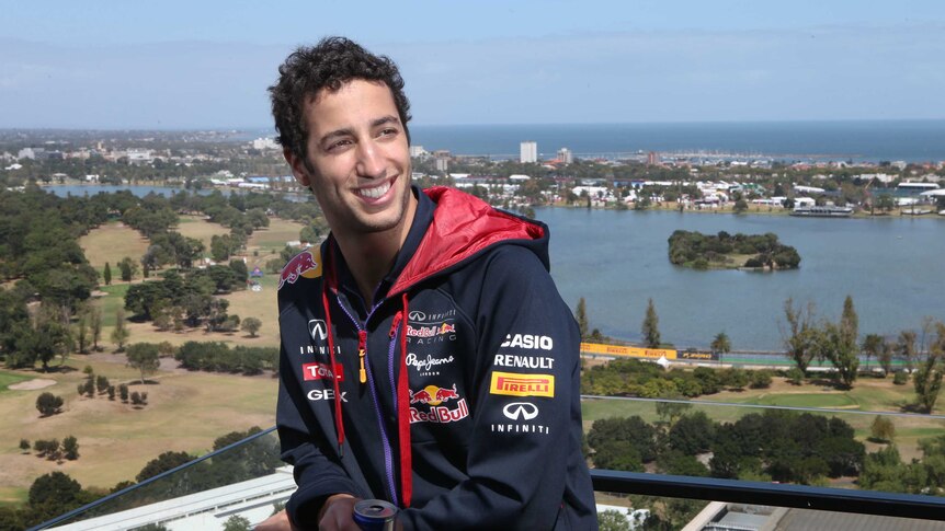 Ricciardo poses in front of Albert Park