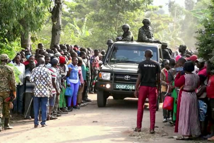 Uganda rebel attacks school