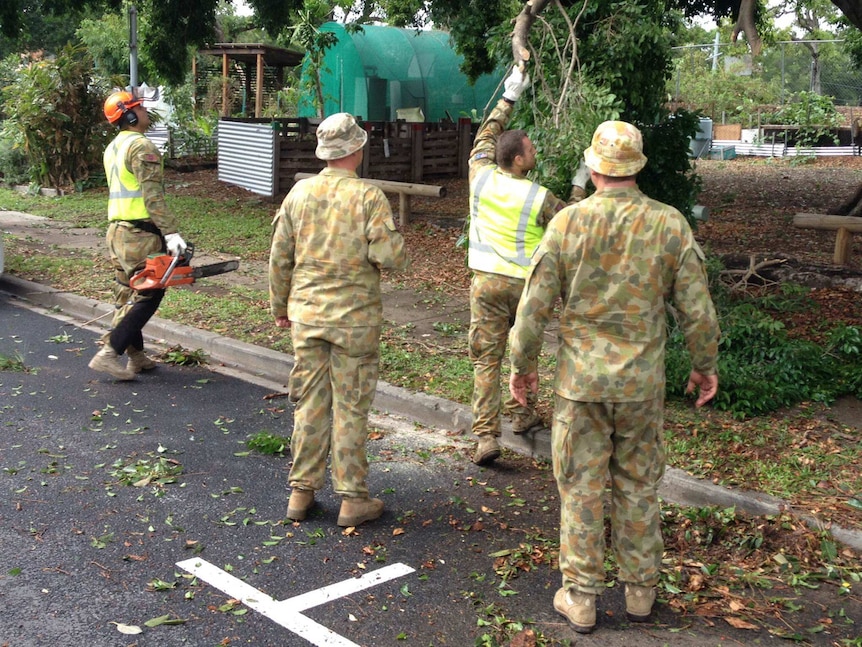 Officers storm recovery South Brisbane