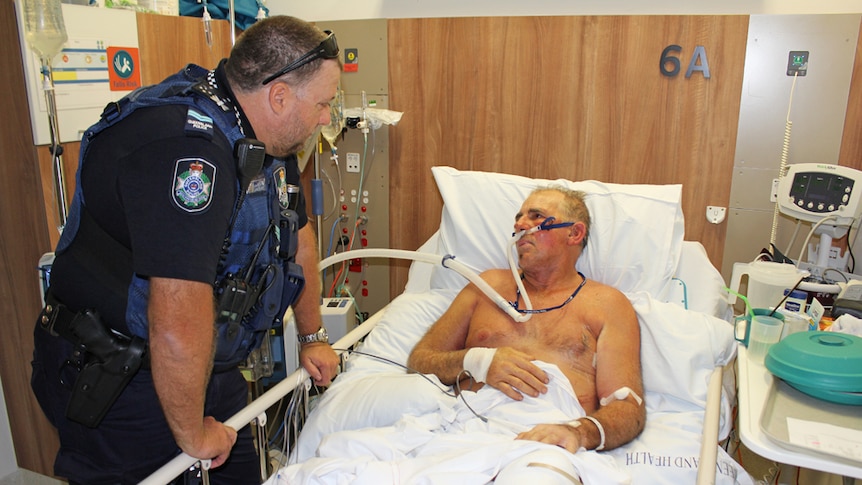Police officer visits Graeme in hospital