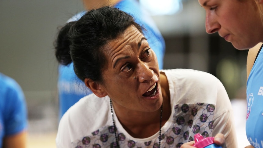 close up of Noeline Taurua speaking intently with a player