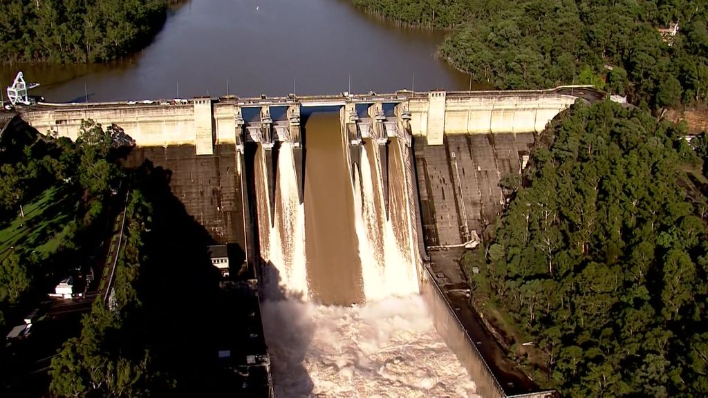 Warragamba Dam Still Spilling Into Hawkesbury Nepean Catchment Abc News